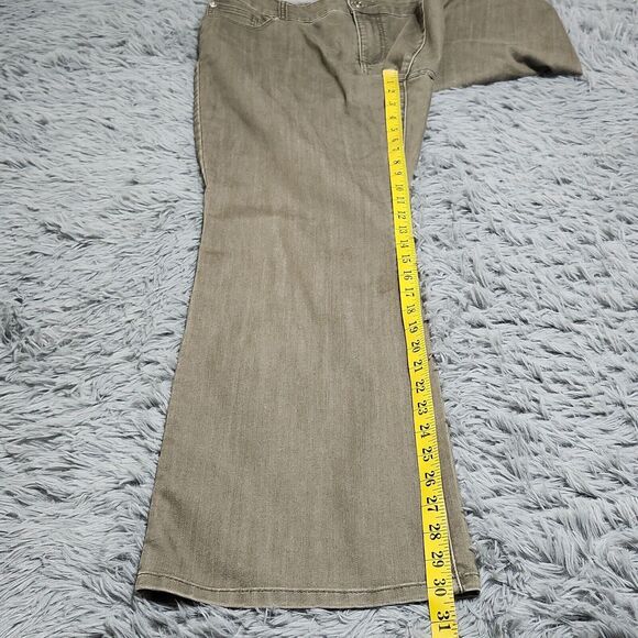 Chicos Platinum Womens Jeans 2 Short US 12 Brown Ultimate Fit Barely Flare 36x30 - Picture 7 of 11